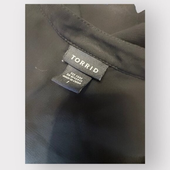 Women’s Retro Torrid 1 Black Sheer Ruffle Button Down Banded Waist Top 1X 1XL - Picture 9 of 10